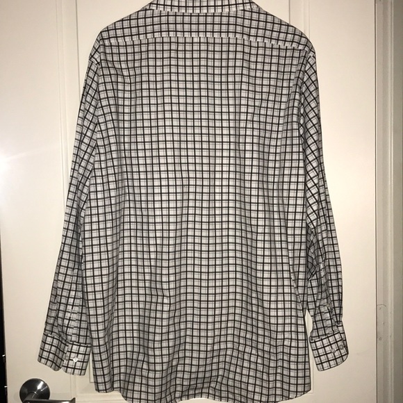 Van Heusen Button Down Dress Shirt Long Sleeve - Picture 7 of 8